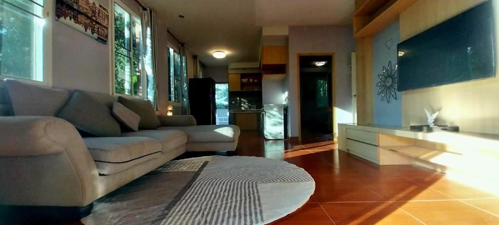 Harmony Naturist Resort Rawai Phuket 18yr minimum age only nudist nake d FKK - 