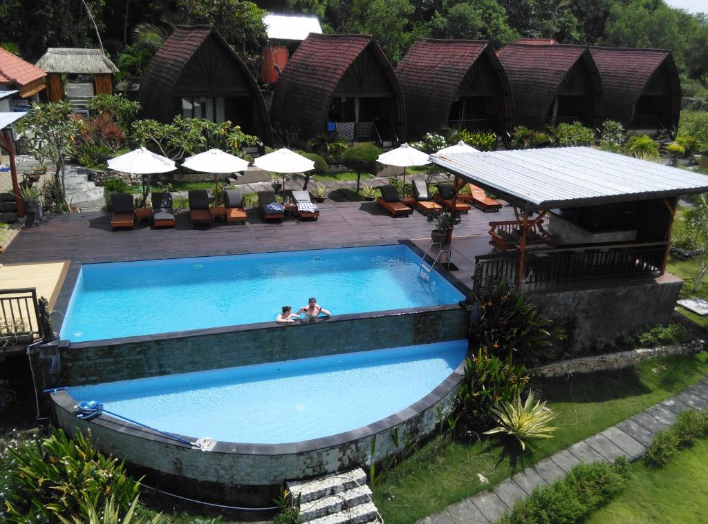 Πισίνα στο ή κοντά στο Bataran Garden Cottage