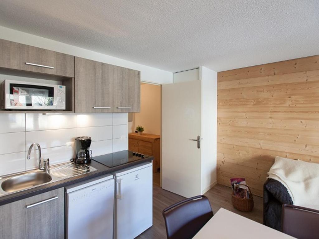 Η κουζίνα ή μικρή κουζίνα στο Studio au pied des pistes, Wifi gratuit, Animaux acceptés - FR-1-358-241