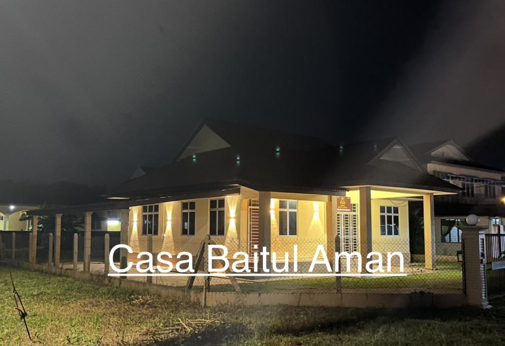 a building with a sign that reads casa batilli aman at Casa Baitul Aman in Kuala Terengganu