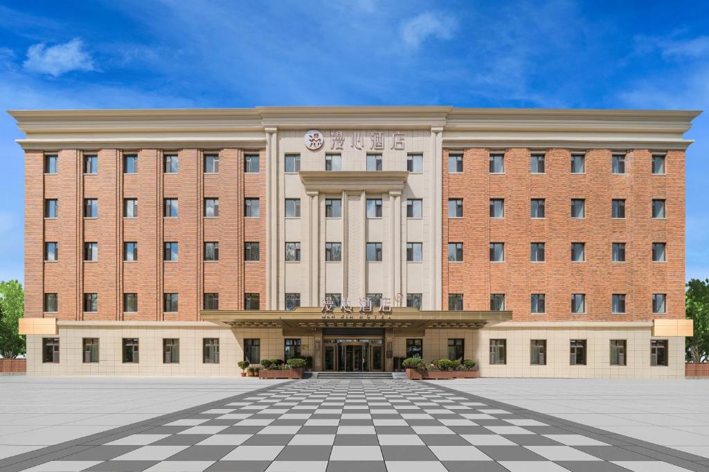 El edificio en el que está el hotel