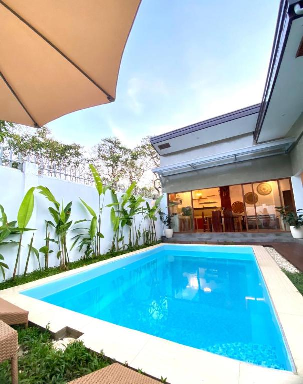 Bazén v ubytování The Hide El Nido Villas nebo v jeho okolí