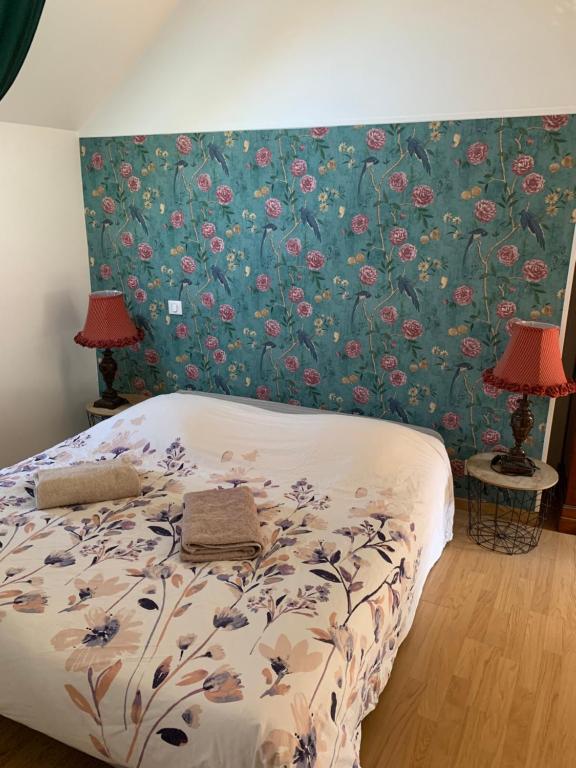 Fotografie z fotogalerie ubytování Chambre du ru d ausson v destinaci Châtel-Censoir