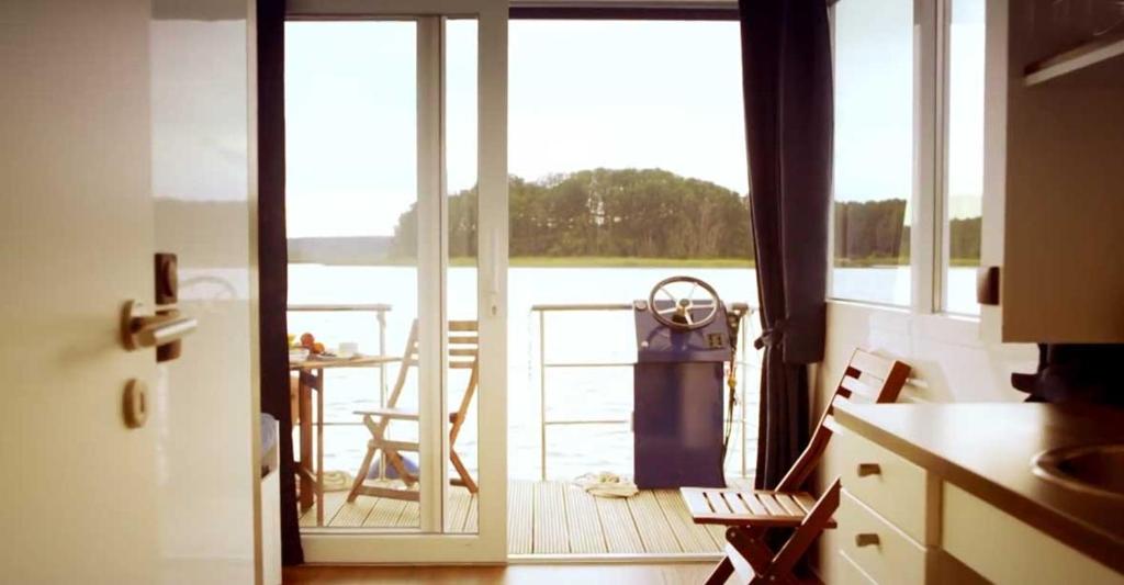 Floating Apartments at Rechlin Marina by Kuhnle-Tours - Appartamento Con 1 Camera Da Letto E Vista Lago