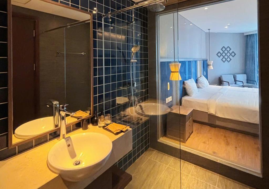 Phòng Deluxe Giường Đôi/2 Giường Đơn Kèm Quyền Sử Dụng Hồ Bơi