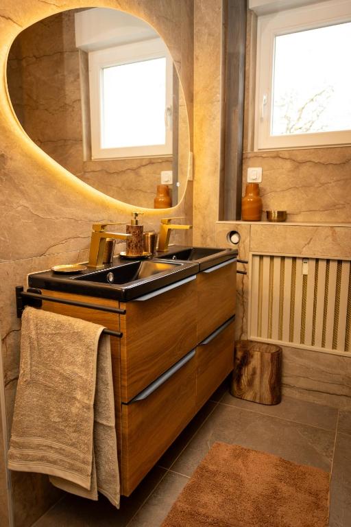 Private "L'Or Tensia" Apartment in Center with Terrace and Free Parking – Foto 8