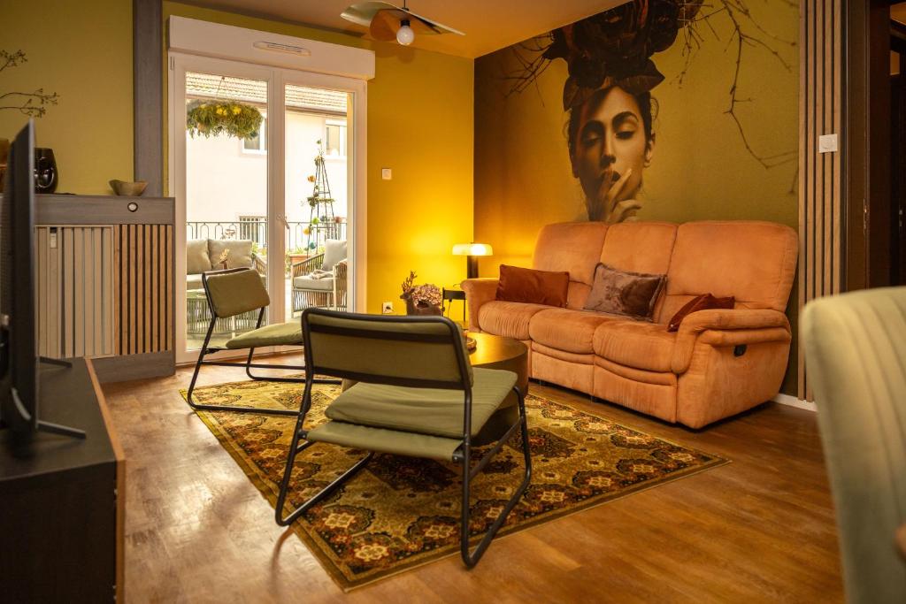 Private "L'Or Tensia" Apartment in Center with Terrace and Free Parking – Foto 29