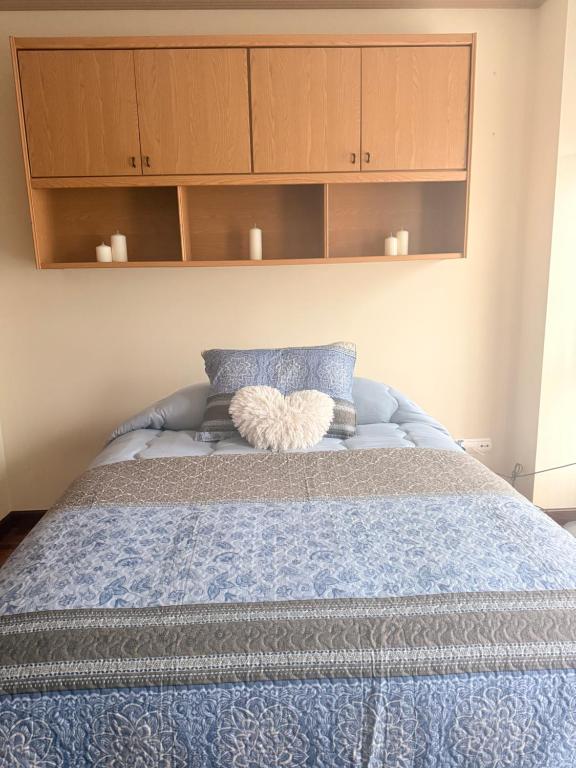 Ένα ή περισσότερα κρεβάτια σε δωμάτιο στο Vigo Estudio 21