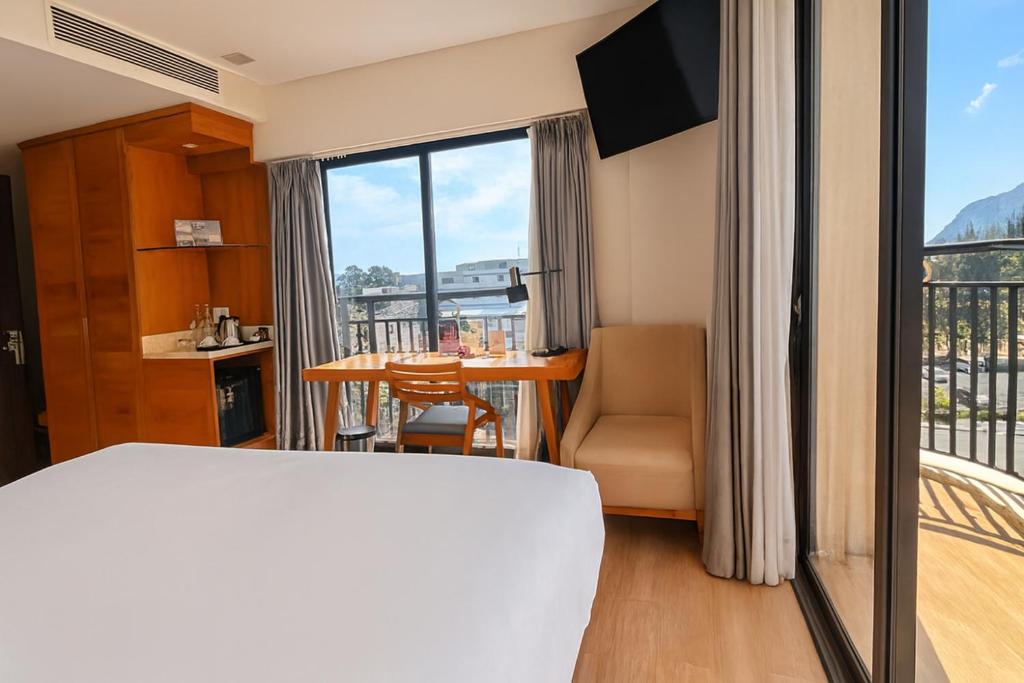 Phòng Deluxe Giường Đôi Nhìn Ra Biển