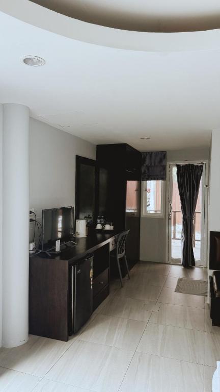 Naiyang Seaview Place Resort - 2