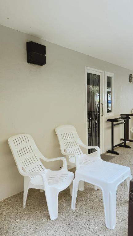 Naiyang Seaview Place Resort - 4