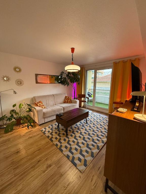 AZUR DELUXE Nice