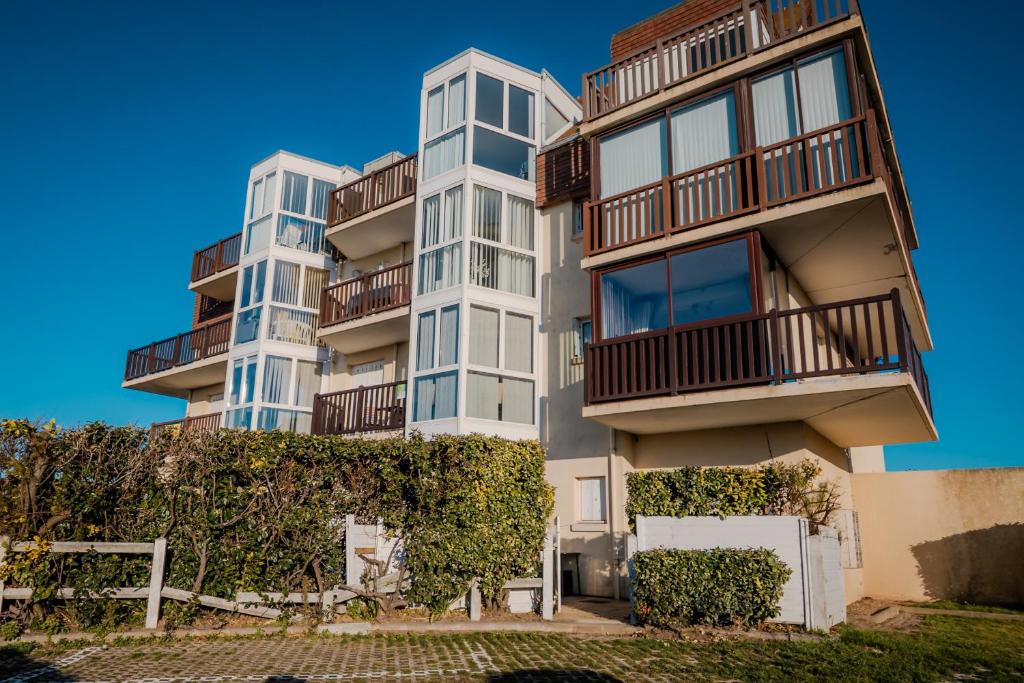 Το κτήριο όπου στεγάζεται  το διαμέρισμα