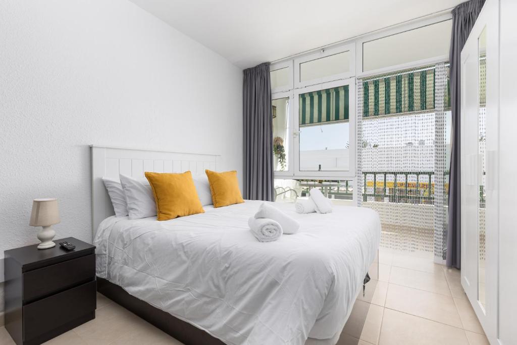 Home2Book Corralejo Main Walkway Studio