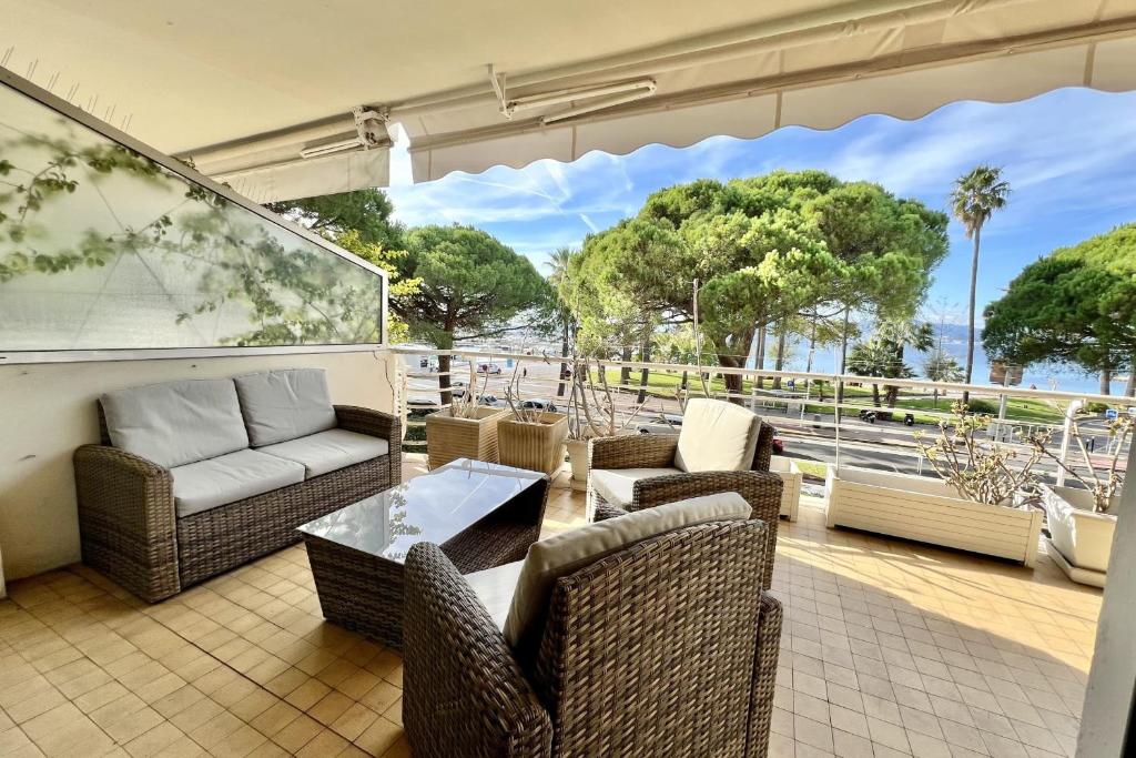 Apt in Pointe Croisette beach & large terrace