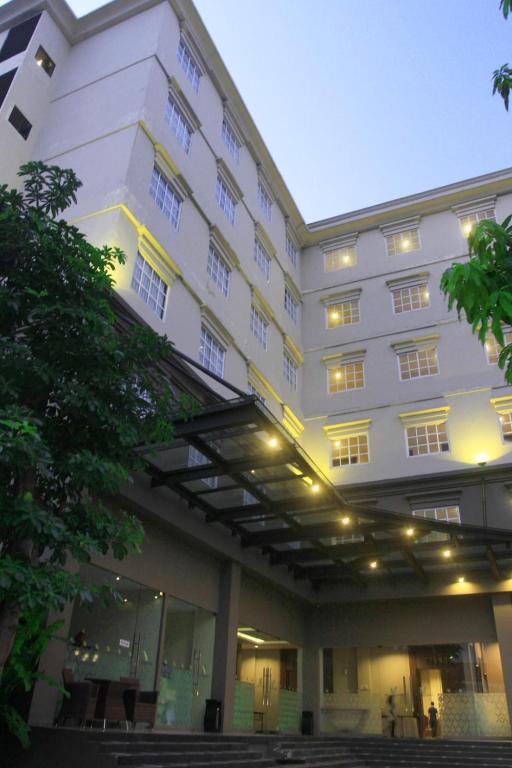 Budova, kde se hotel nachází