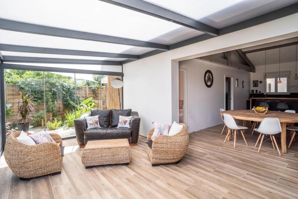 Χώρος καθιστικού στο Villa aux portes de l'Océan