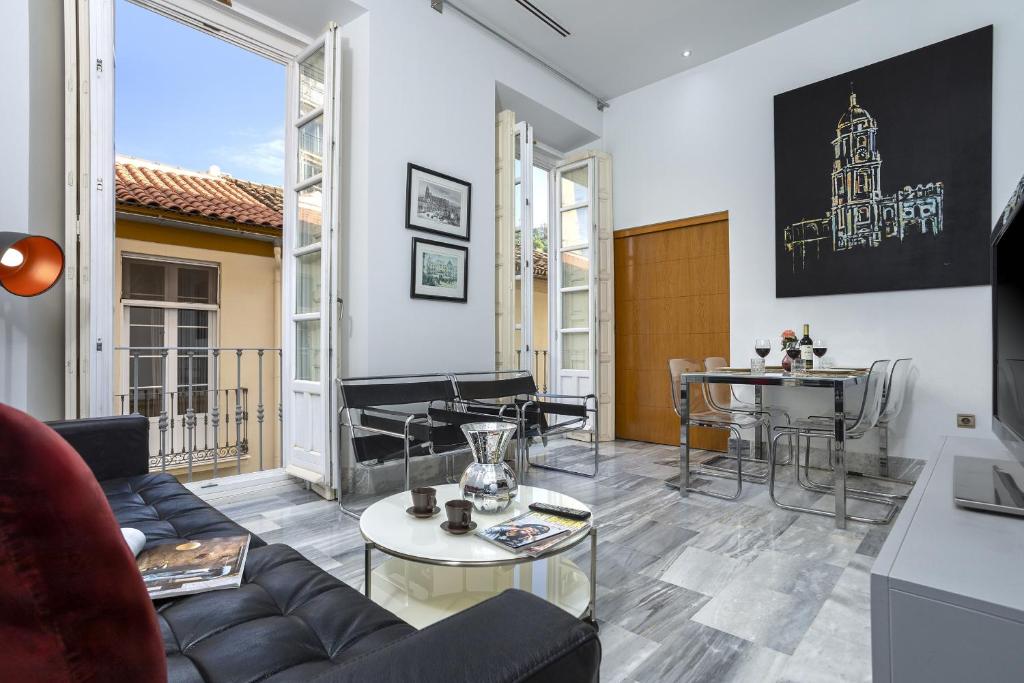 -MalagaSunApts-Merced Square 2-2