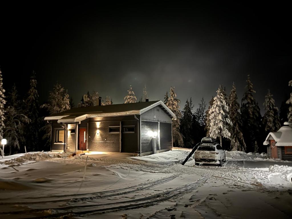 Villa Tykkylä Ruka - ski, nature & peace, sauna, fast wifi om vinteren