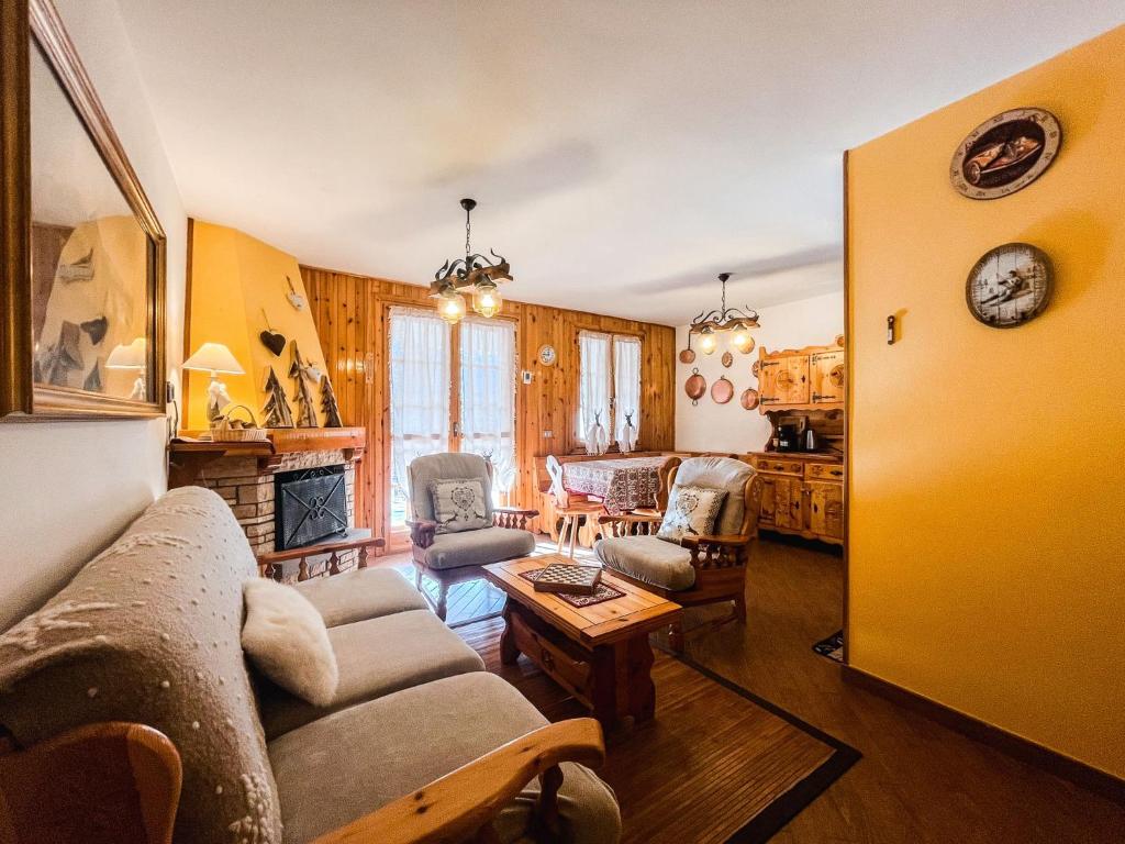 Un lugar para sentarse en Rifugio delle Cascate - Poluc Apartments Bilocale