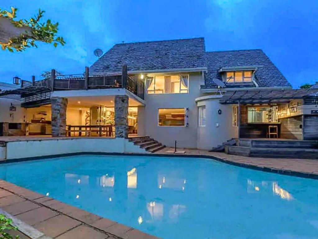 Πισίνα στο ή κοντά στο Sylvan Close 3 Umhlanga Rocks