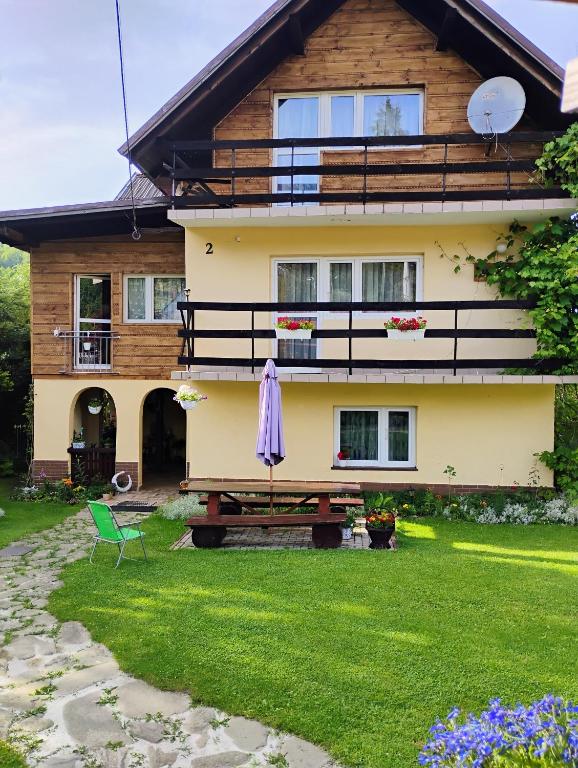 Zahrada ubytování Agroturustyka Grazyna Ksel Korbielow ul slepa dolina 2