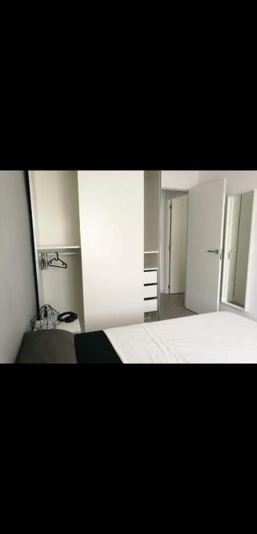 Ένα μπάνιο στο New guest home