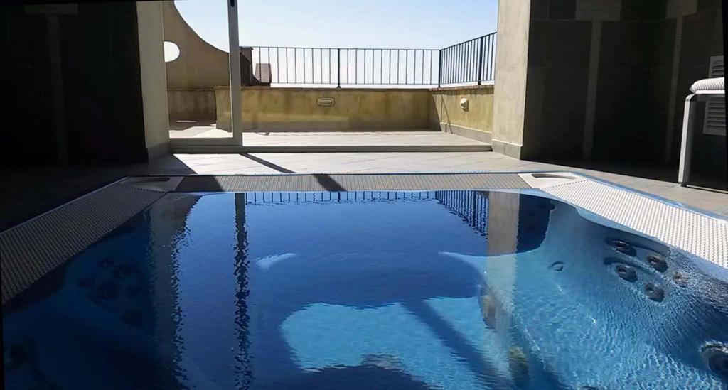 Der Swimmingpool an oder in der Nähe von Relais Villa Sensano