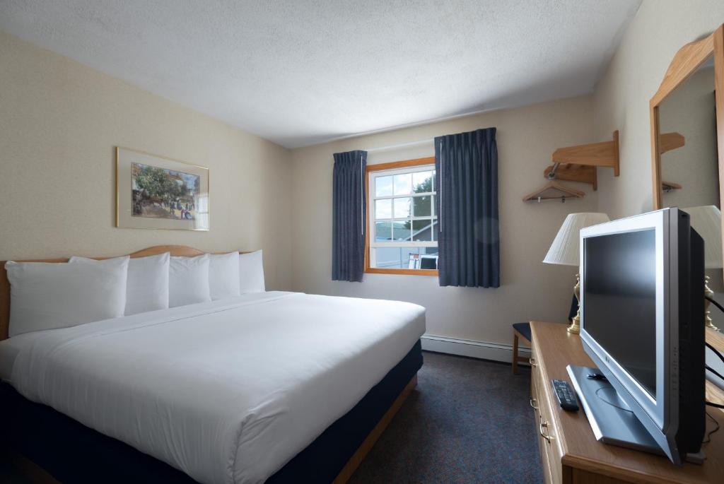 Adirondack Retreat Inn & Suites - Casa Premier Com 4 Quartos