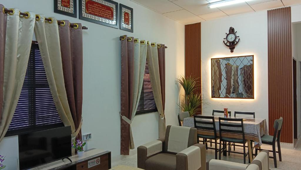 Posezení v ubytování Aahana Homestay