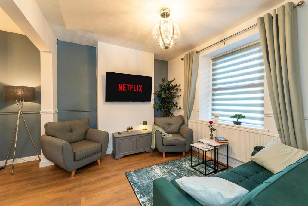 Gallery image of Pontypool Griffitshtown in Griffithstown