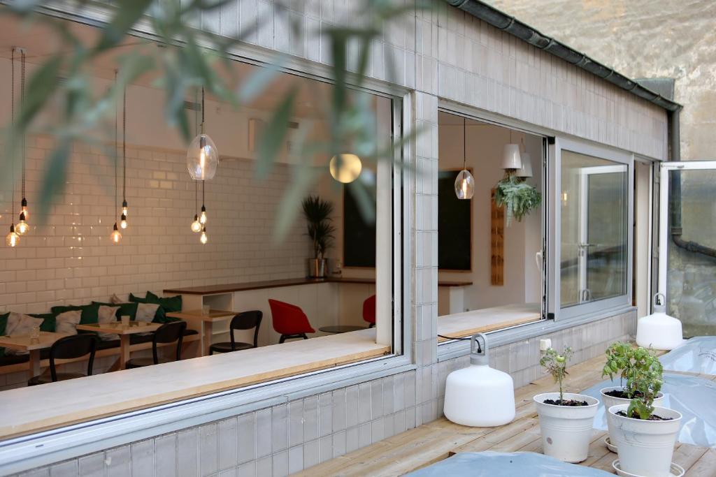 Patio nebo venkovní prostory v ubytování Moment Hotels