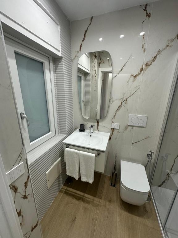 Ένα μπάνιο στο Dorado Home