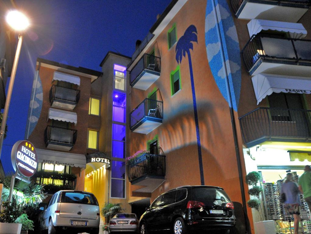 Budova, kde se hotel nachází