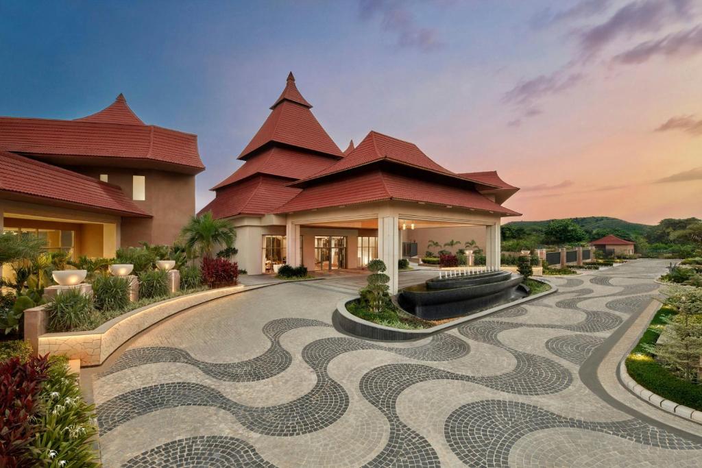 El edificio en el que está el hotel