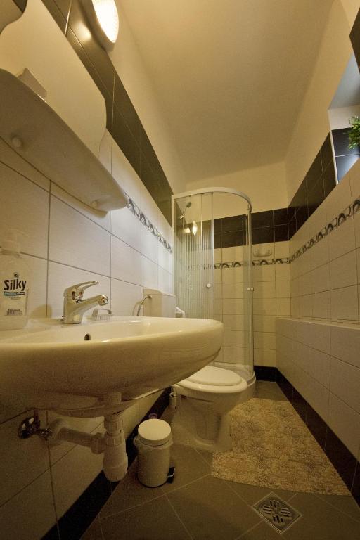 Macskakő Vendégház - Triple Chambre Avec Salle De Bain