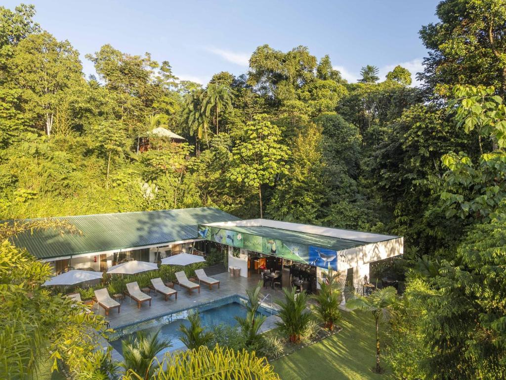 Bazén v ubytování Luxury Apartments Nauyaca by Paradiselodge nebo v jeho okolí