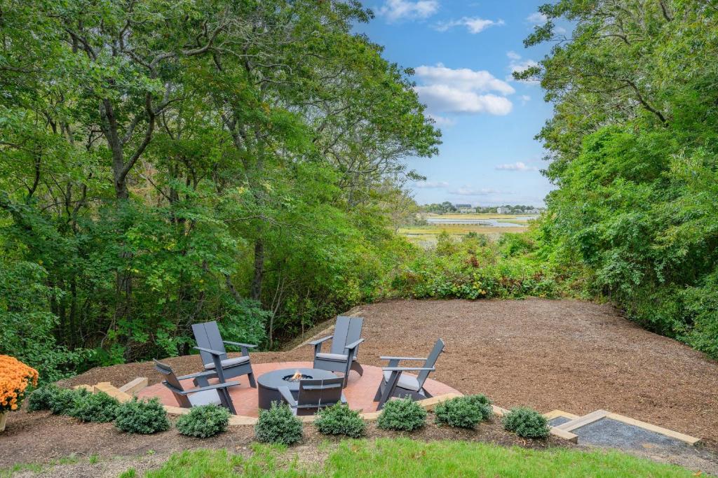 Vườn quanh Simply Stunning