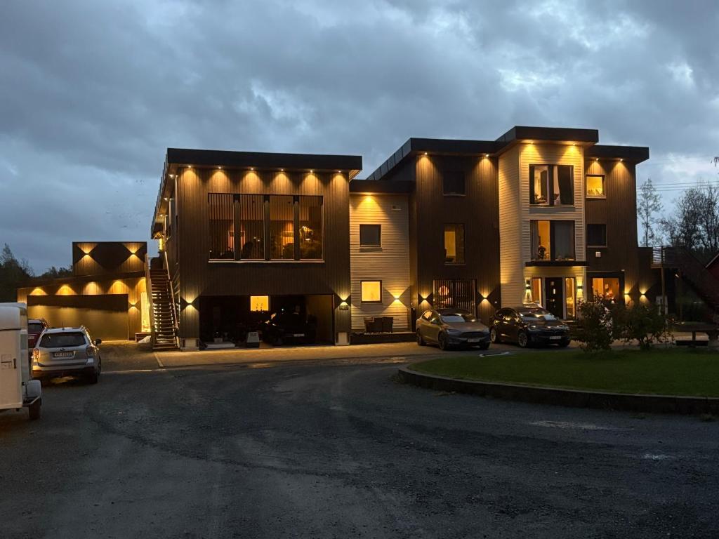 Το κτήριο όπου στεγάζεται  το διαμέρισμα