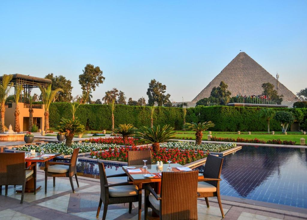 Πισίνα στο ή κοντά στο marriott mena house hotel egypt