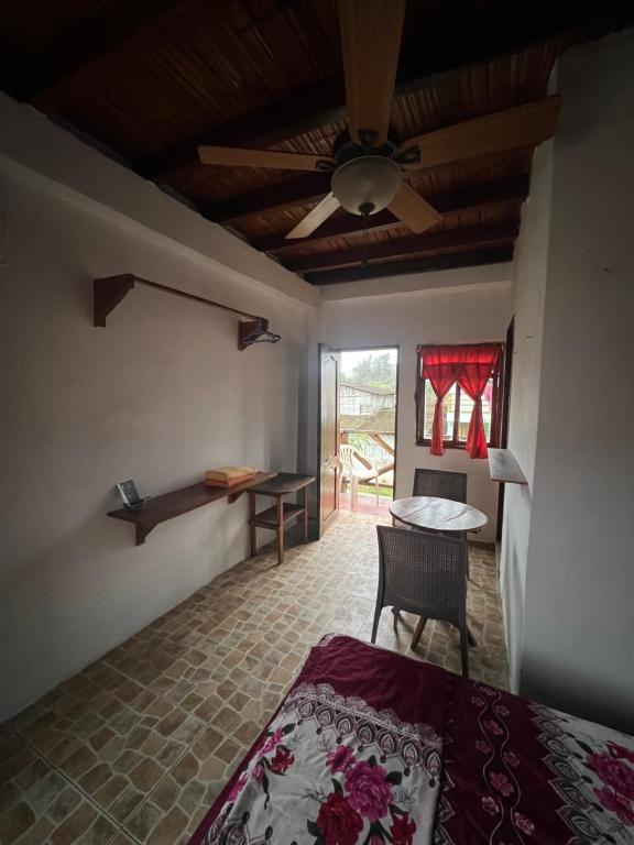 Ένα ή περισσότερα κρεβάτια σε δωμάτιο στο El Turista - MOON ST