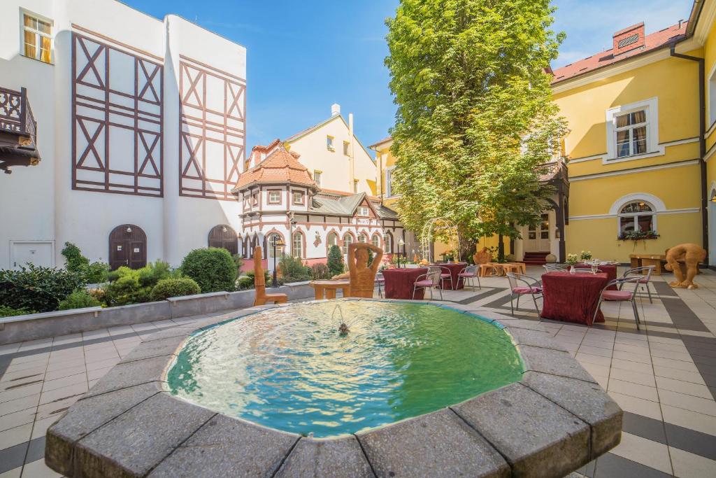 Bazén v ubytování Hotel Three Lilies inkl Aquaforum nebo v jeho okolí