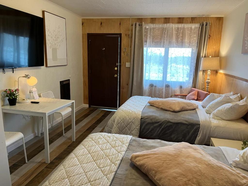 High Point Mountain Motel photo
