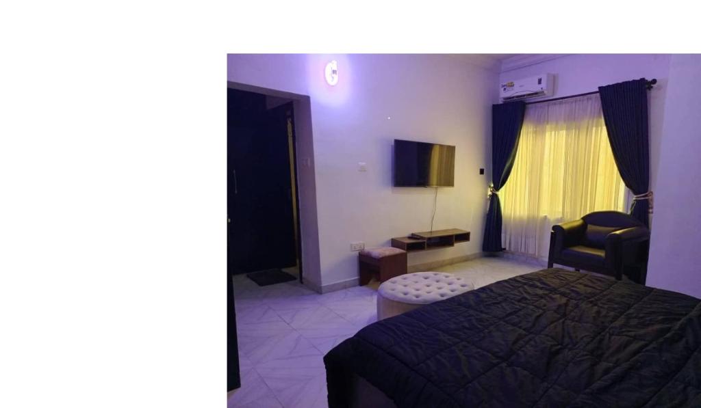 Ένα ή περισσότερα κρεβάτια σε δωμάτιο στο Steph's Sol Beach View Apartment