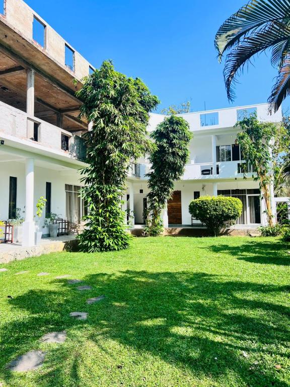 Lost Paradise Sri Lanka