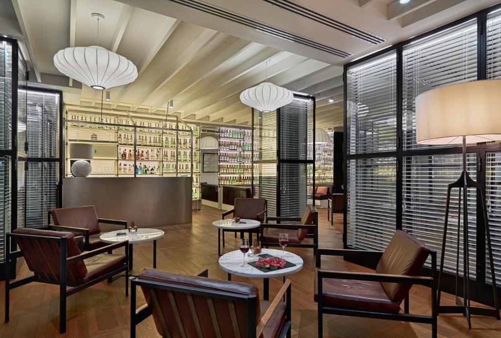 H10 Universitat - Resim 37