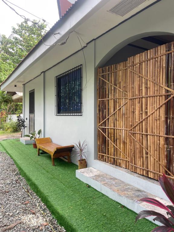 En have udenfor Shaka Soul Siargao