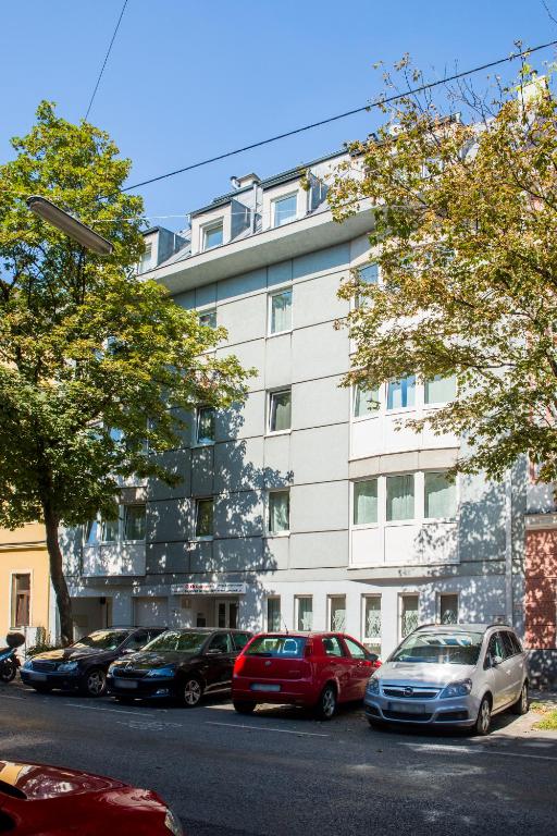 Budova, v ktorej sa apartmánový hotel nachádza