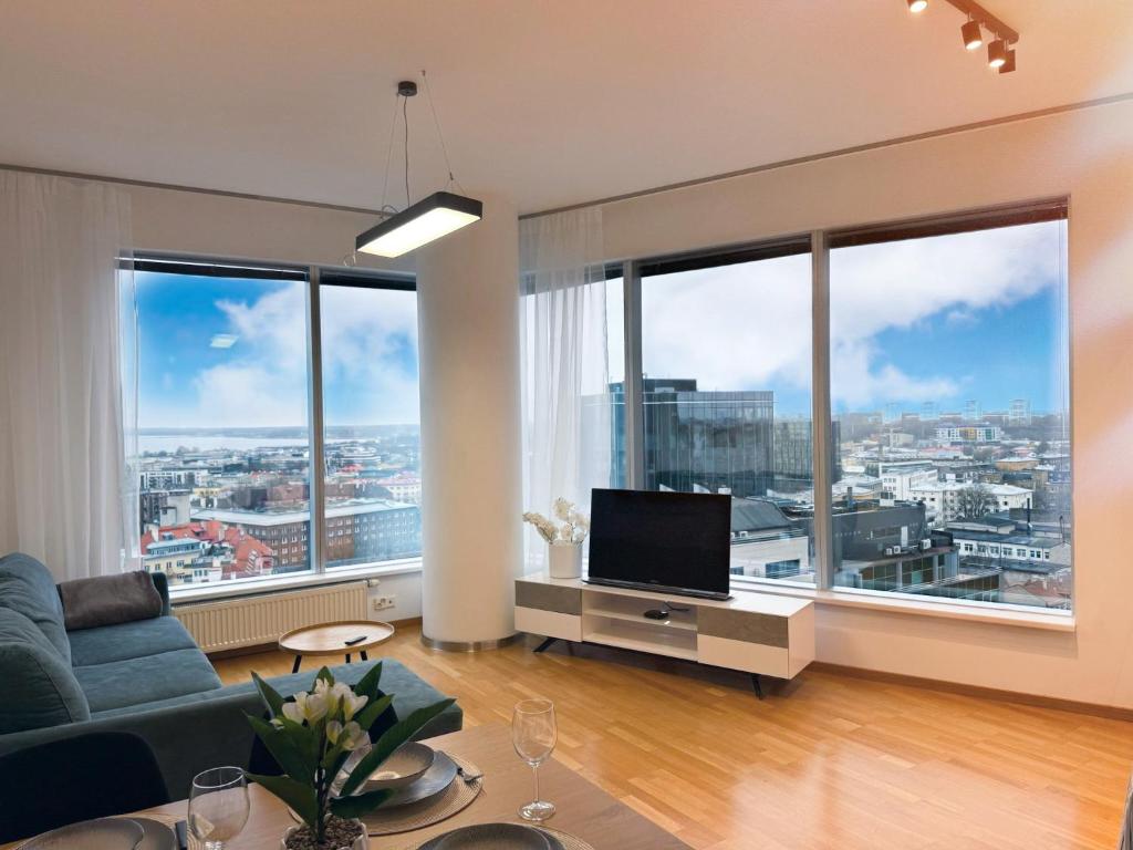 Et tv og/eller underholdning på Panoramic Sea View - 12th floor