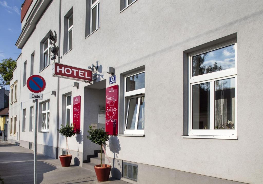 Budova, kde se hotel nachází